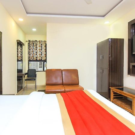 Oyo 8883 Hotel Comfort Zone Лакхнау Экстерьер фото