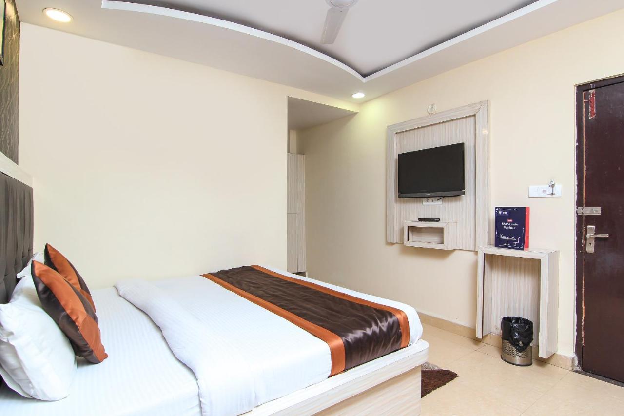 Oyo 8883 Hotel Comfort Zone Лакхнау Экстерьер фото